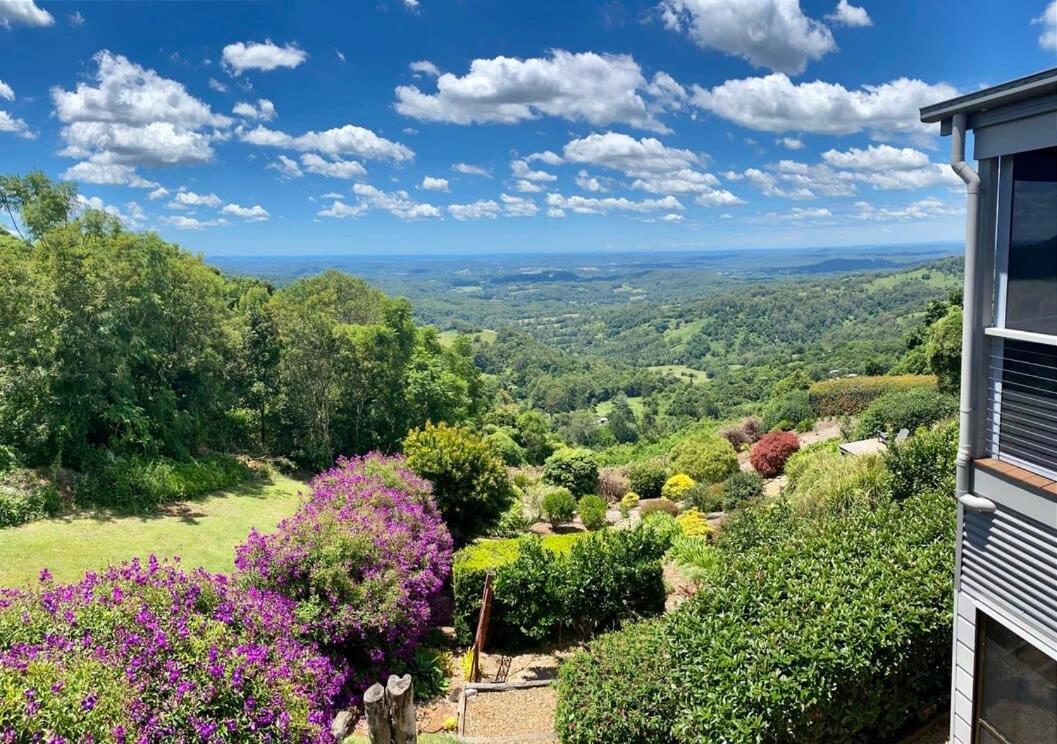 Flaxton Garden Home With Spectacular Coastal Views Montville Exterior photo